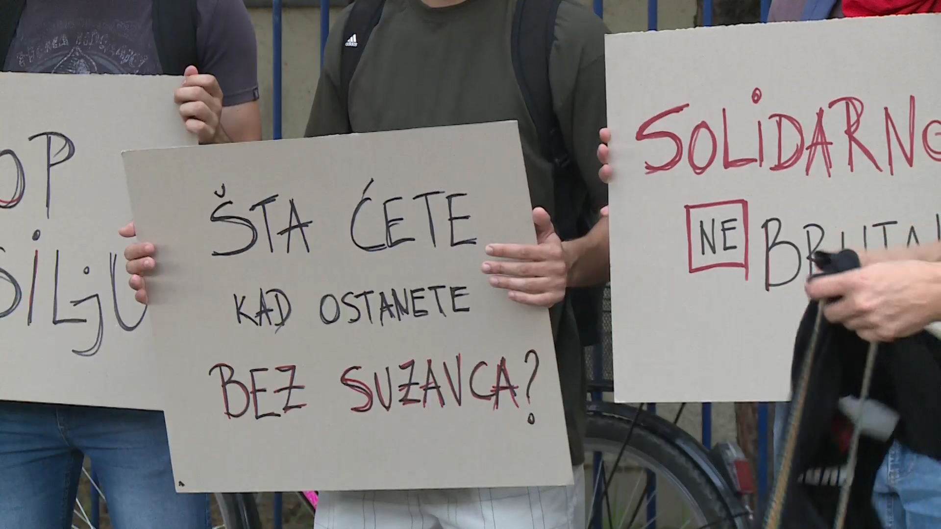 bg-live 3-1900-160720.19_07_20_14.Still004