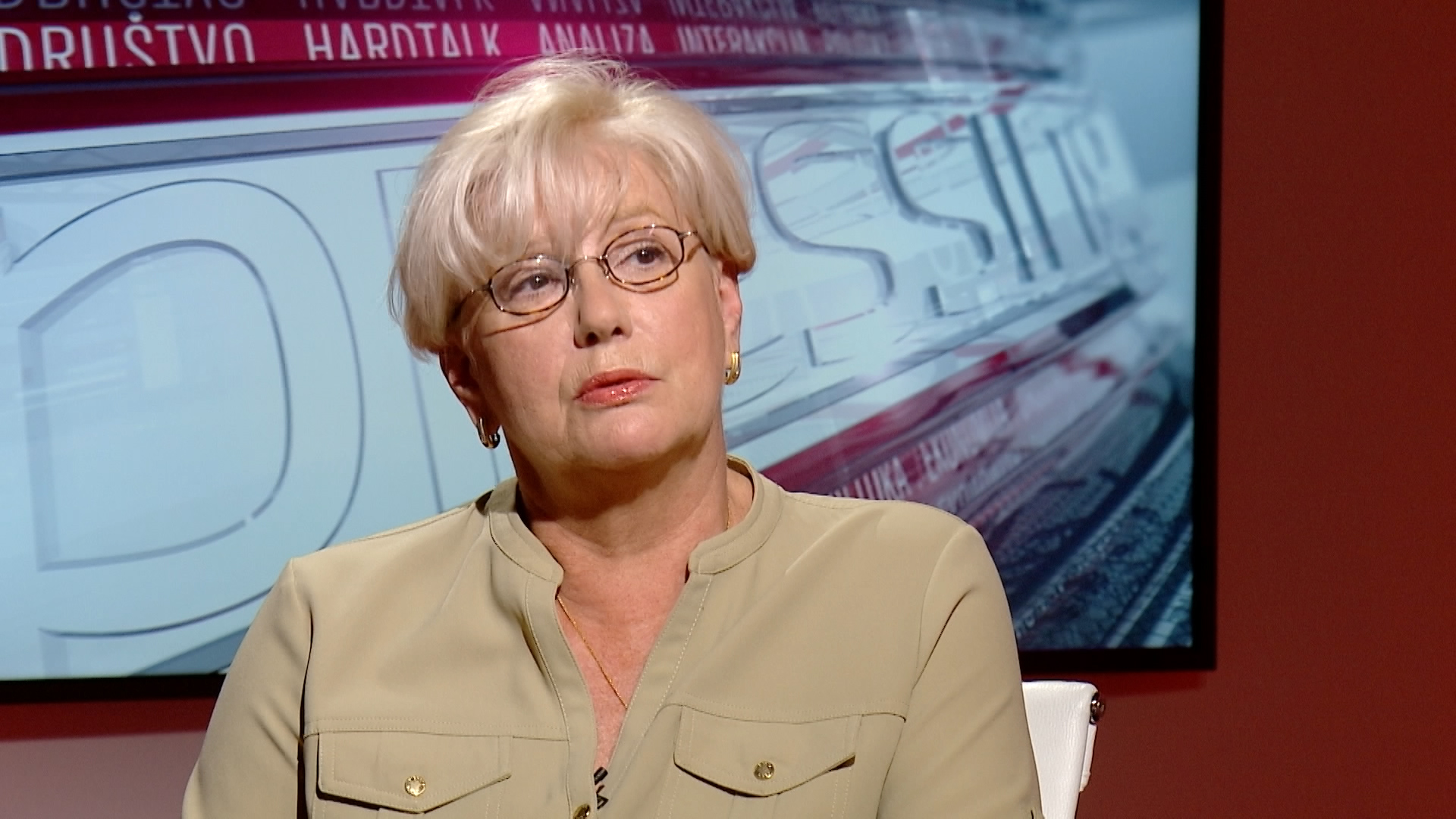 BG-PRESSING-020615-01.Still001