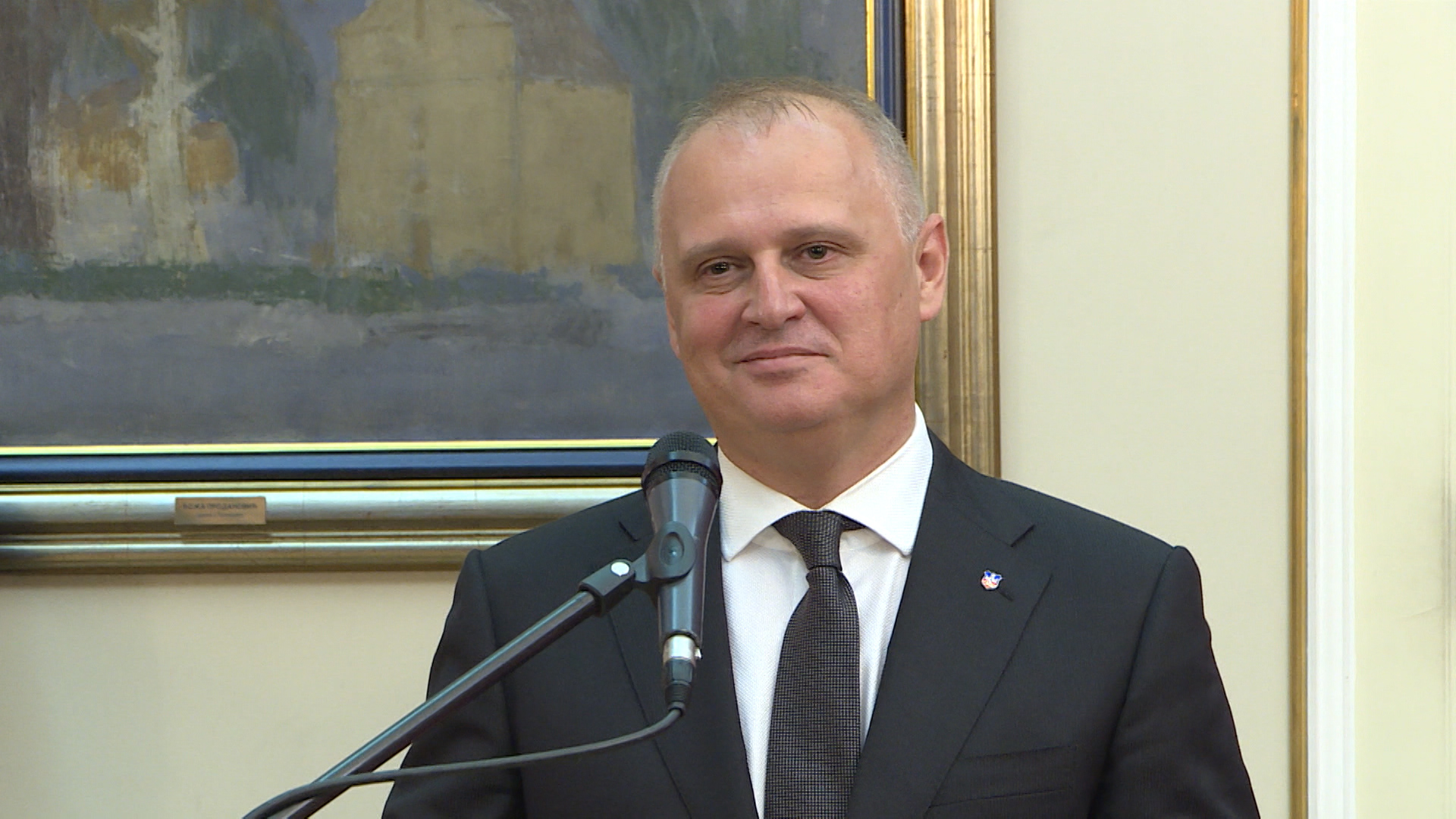 BG-VESIC PKG-170619-MBS-2(20190617-173255258).mxf.00_00_10_18.Still004