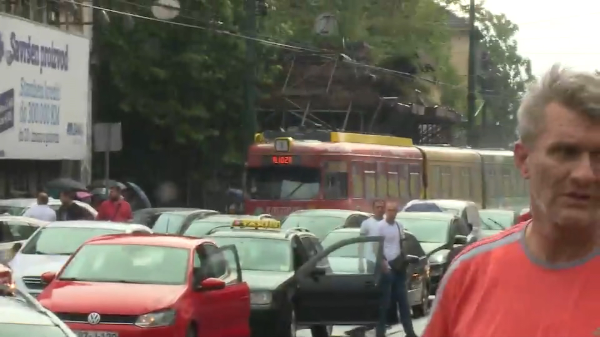 Borci blokirali saobraćajnicu na Skenderiji