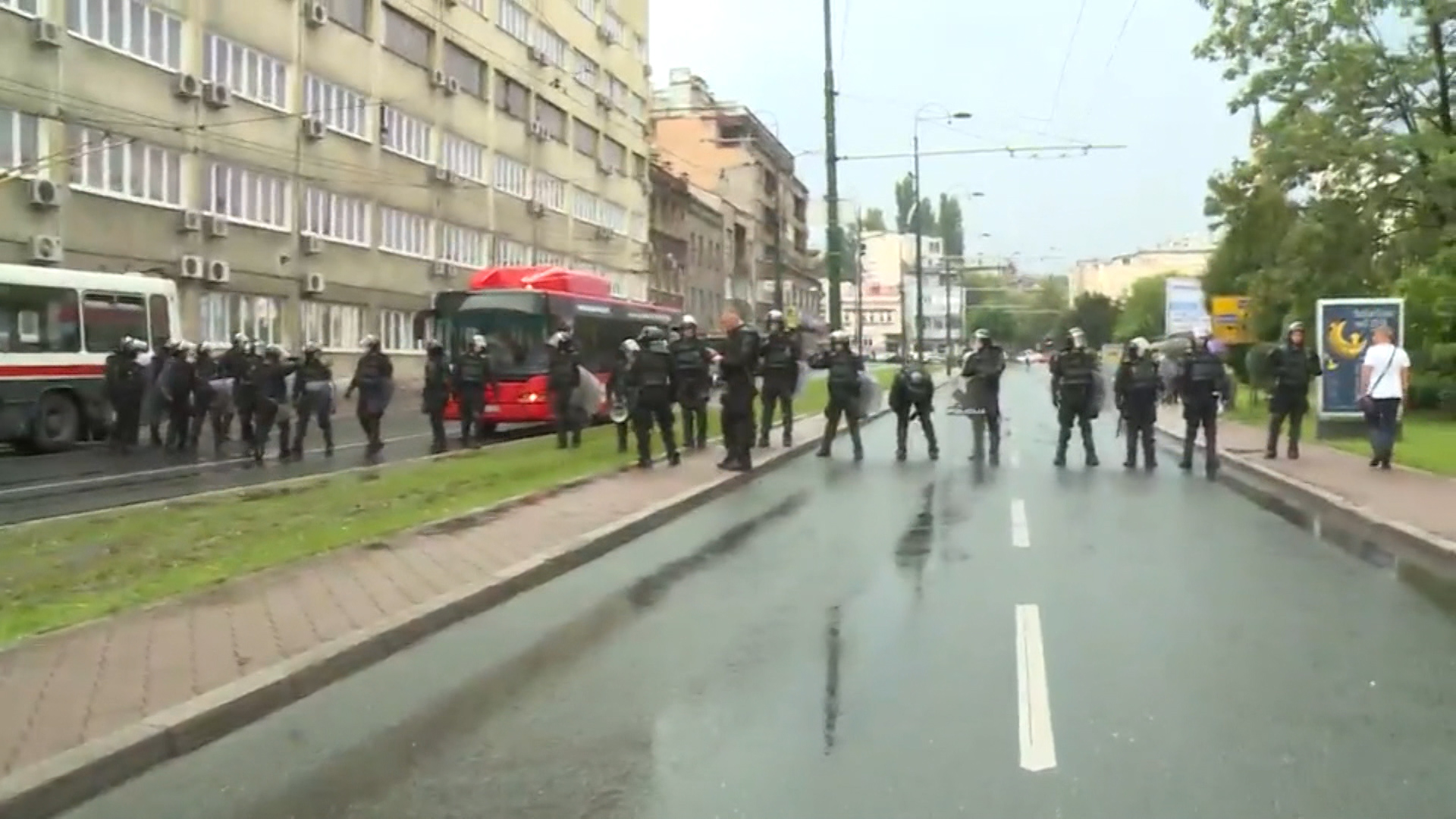 Borci blokirali saobraćajnicu na Skenderiji