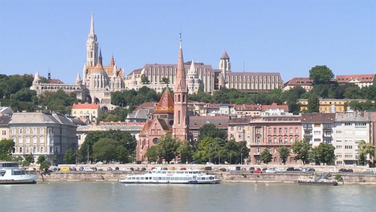 budimpesta-30626-750x422