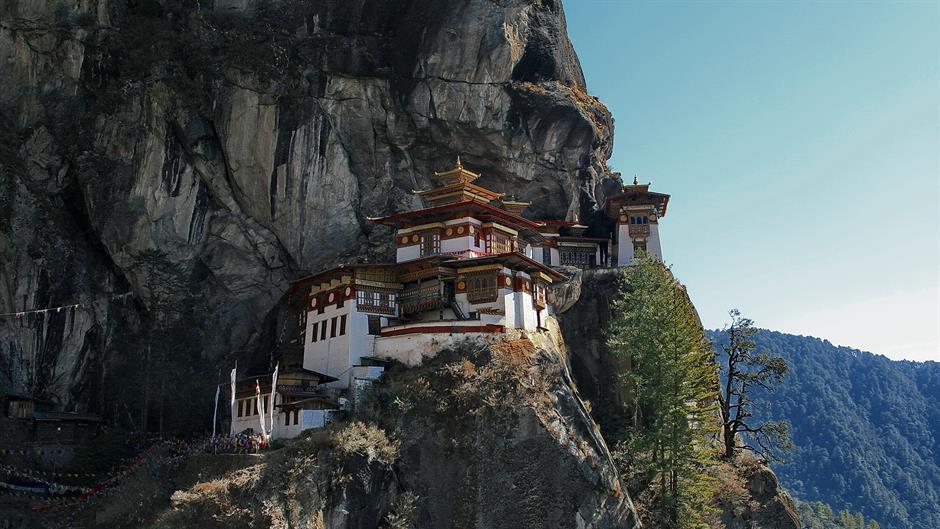 butan_monastery_2_by_melissa_sama-d2z8xem