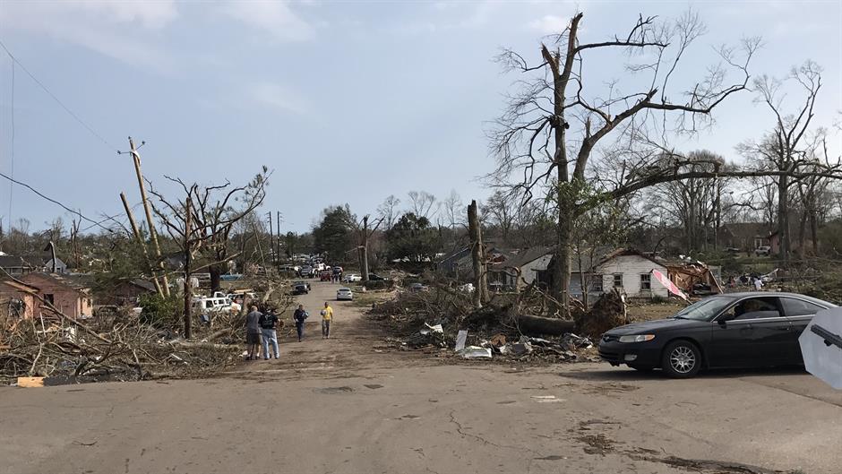 C2tnFzdUUAAXkvq.jpg large