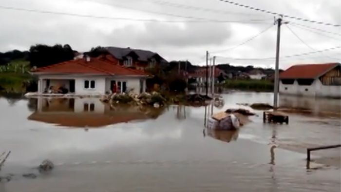 cazin poplave youtube