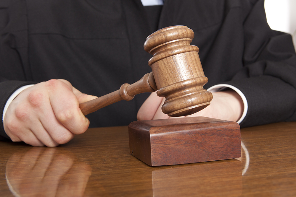 cekic sud sudnica sudjenje presuda cekic foto shutterstock (2)