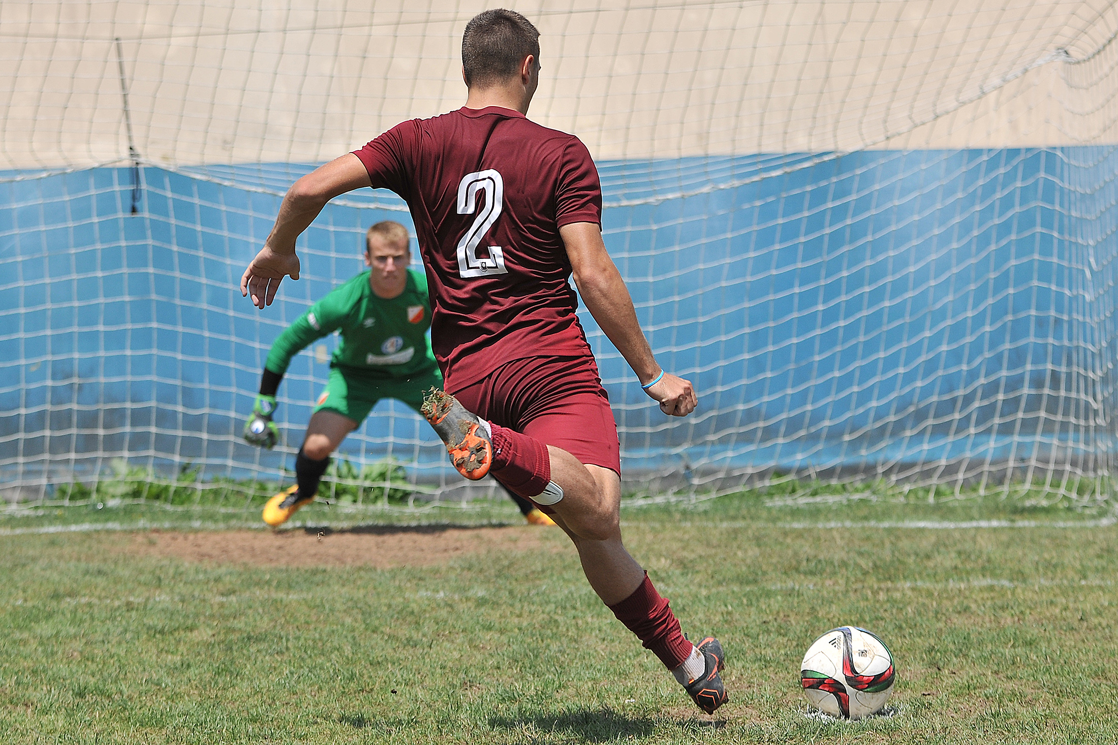 Igraj fudbal, živi život