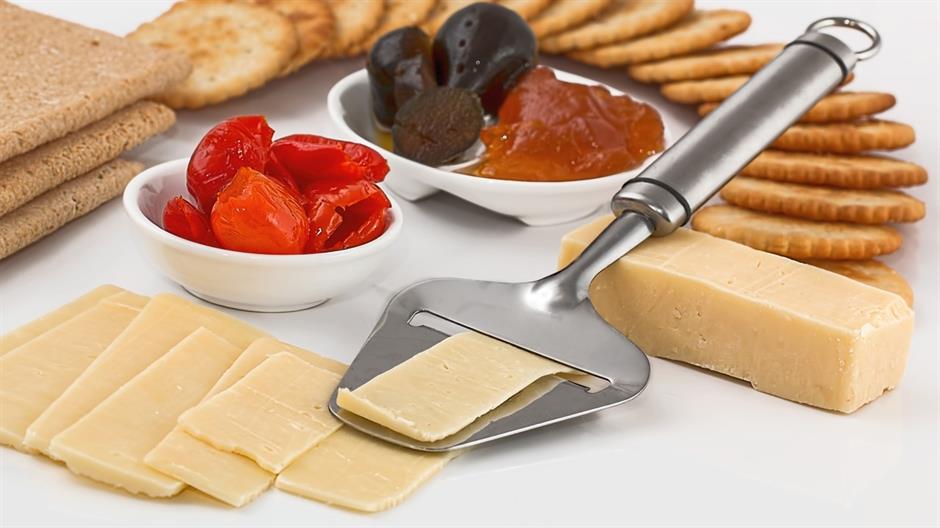 cheese-slicer-650029_1280