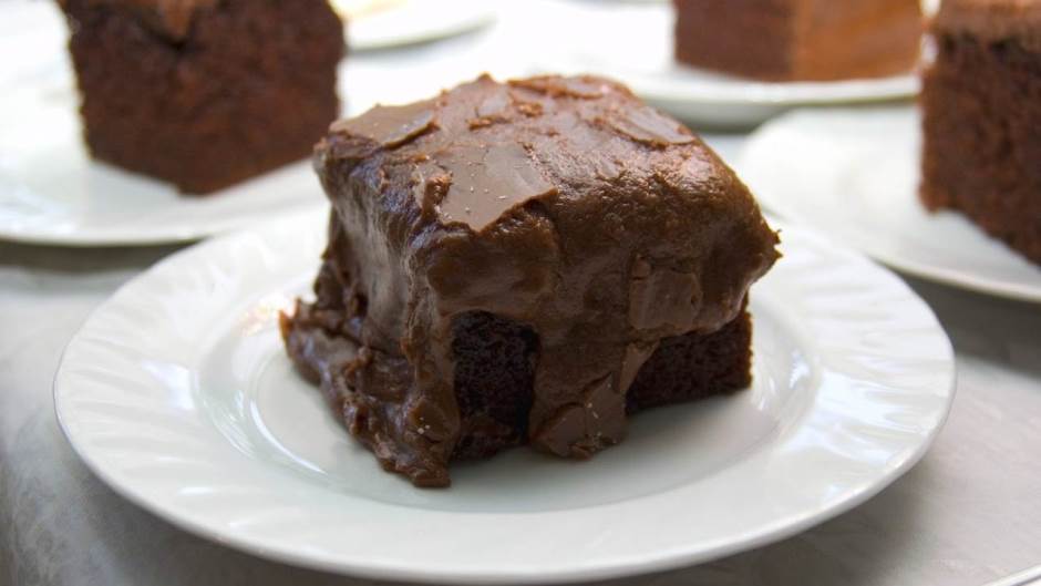 chocolate-cake-1323647-1279x850