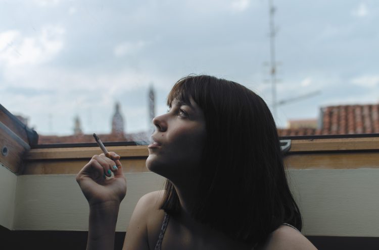 cigarette-1850261_1920-750x496