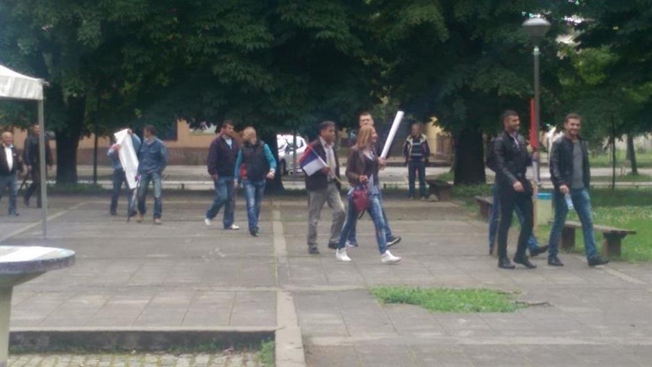 CiZfiCwXIAA7349.jpg large