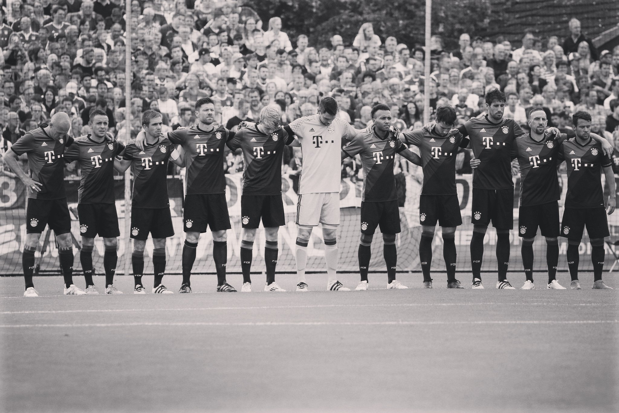 CoCfJaQWAAAPKFQ.jpg large