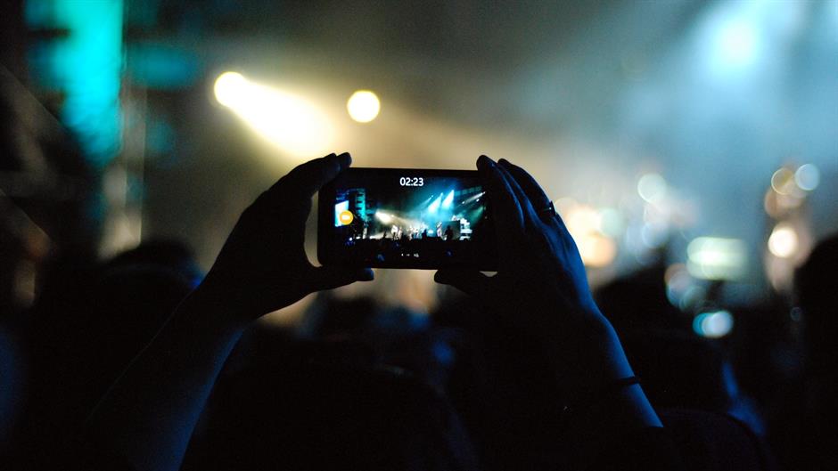 concert-1845233_1920