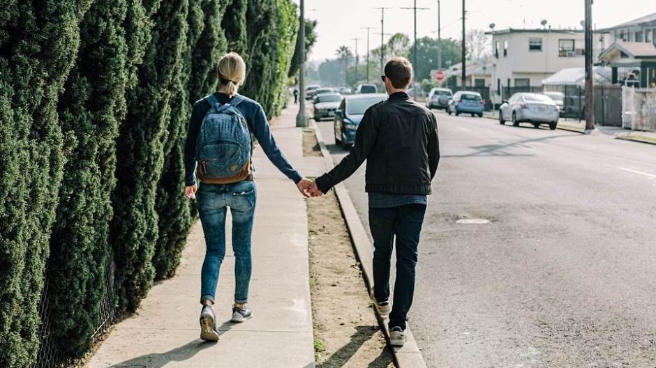 couple-1210023_960_720