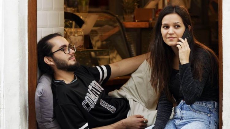 lifestyle couple-4495756_1920-750x421