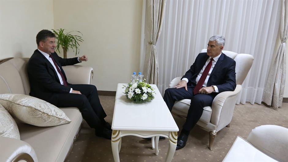 Čović-Lajčak,3