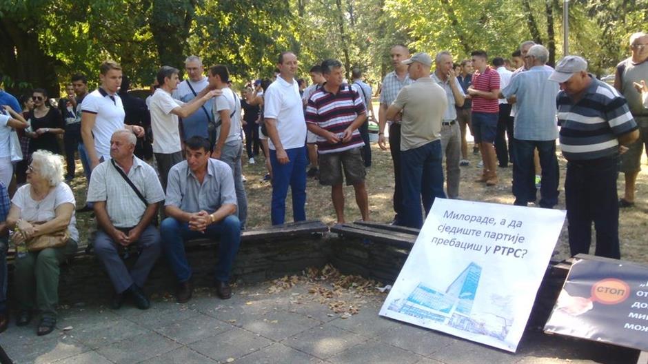 CPGJx_ZWwAA_LUM.jpg large