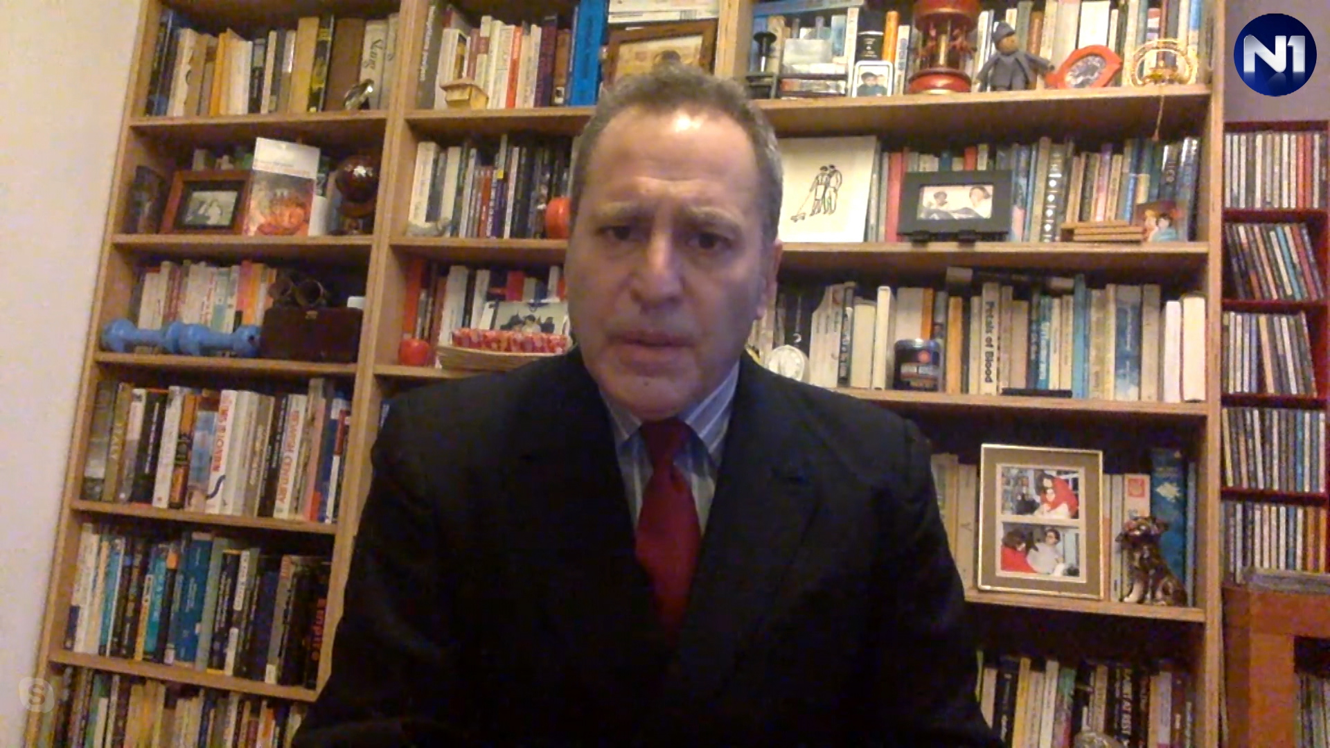 CR1_12_12_2019_16-42-34-03.16_43_32_01.Still001