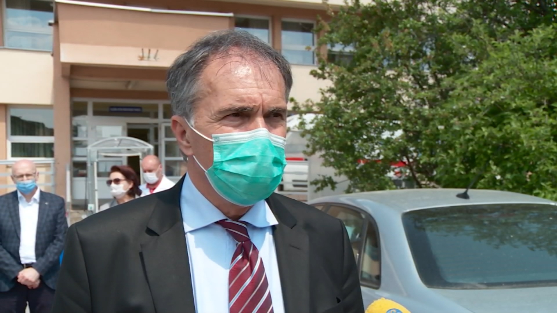 CR2_27_04_2020_13-20-43-01.13_26_53_21.Still002