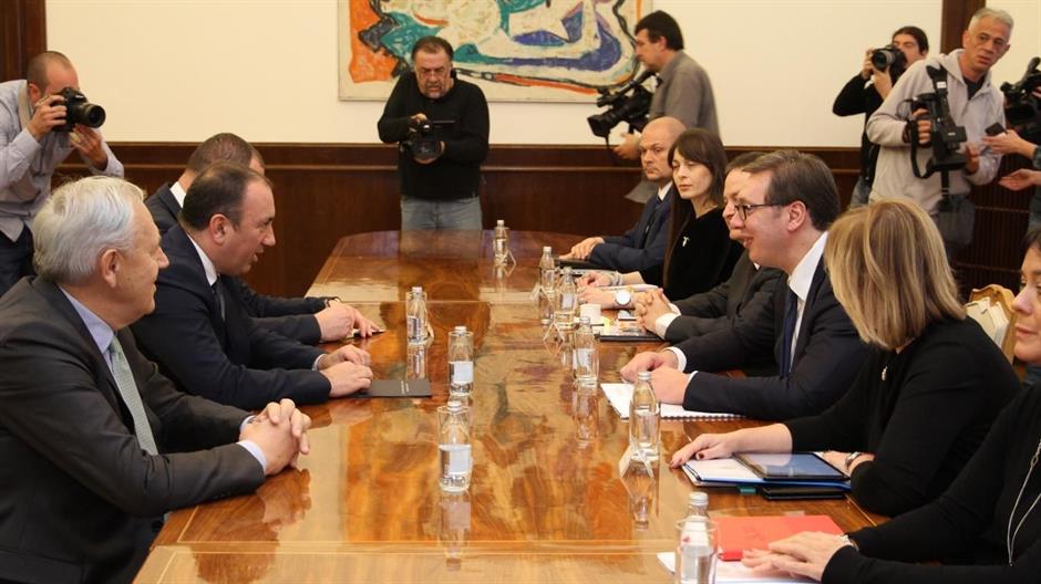 crnadak vučić fonet