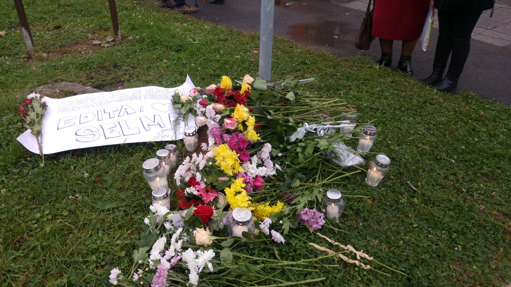 Cue4Uu0XgAAPCOZ.jpg large