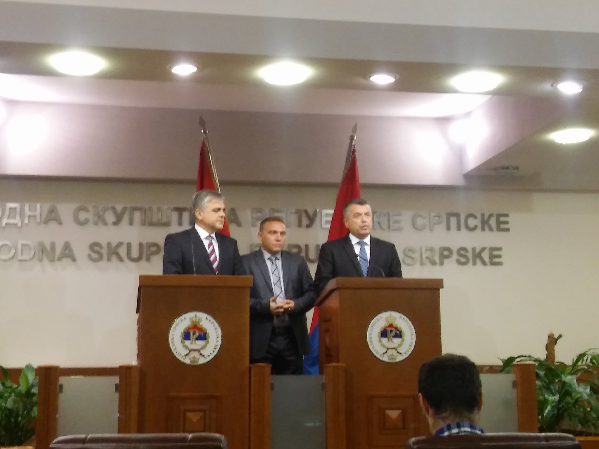 Cvmd2anWAAAWHoj.jpg large