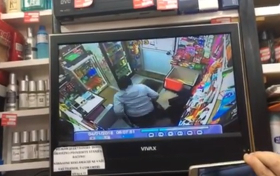 d99a5425f2fd0a16a65e08ec29ecb82f