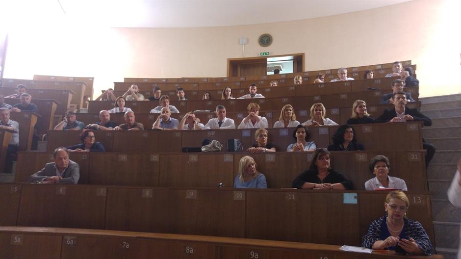 DB4QmpgXsAEMf0T.jpg large