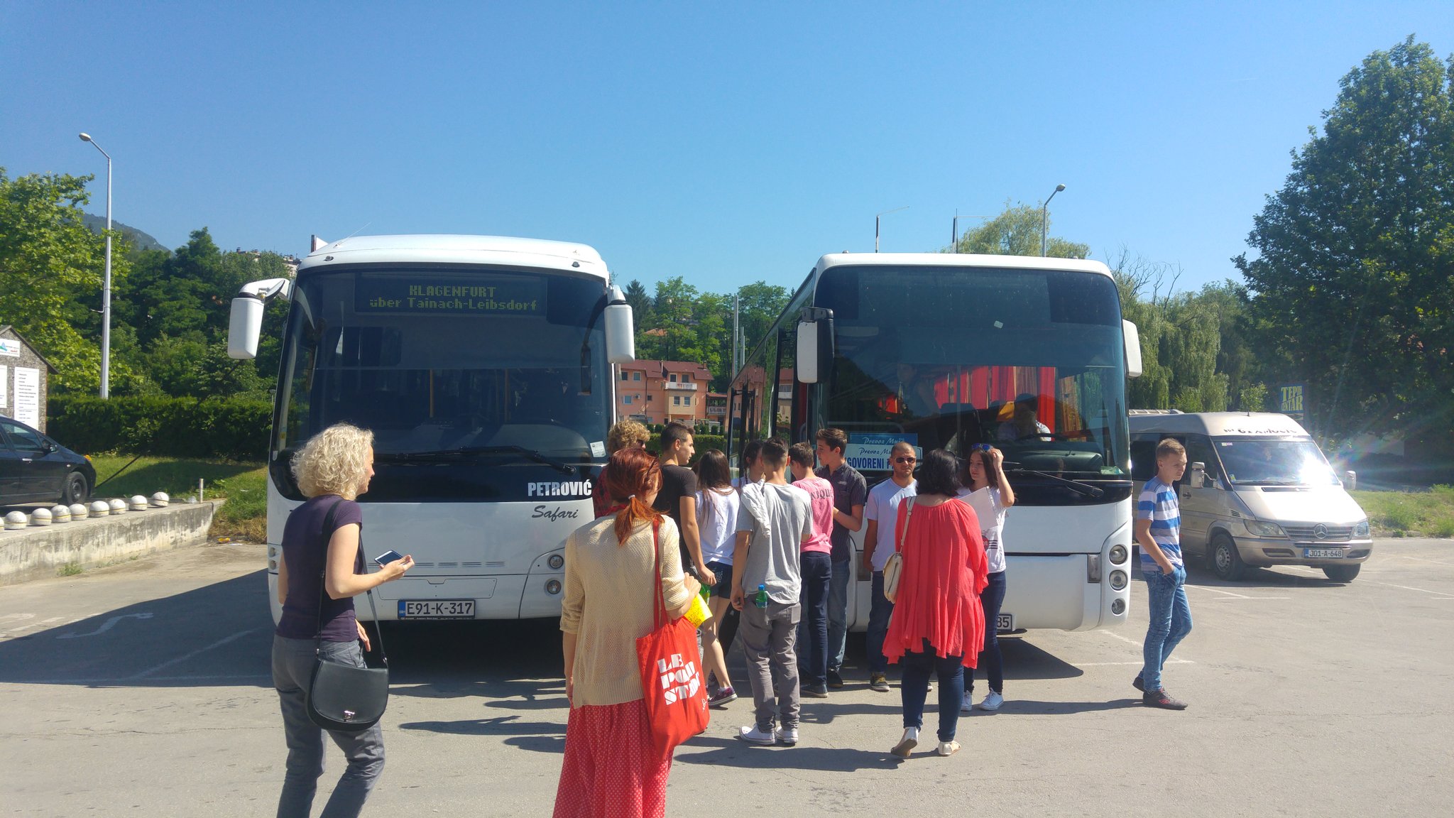 DCv_-L0XkAAXik9.jpg large