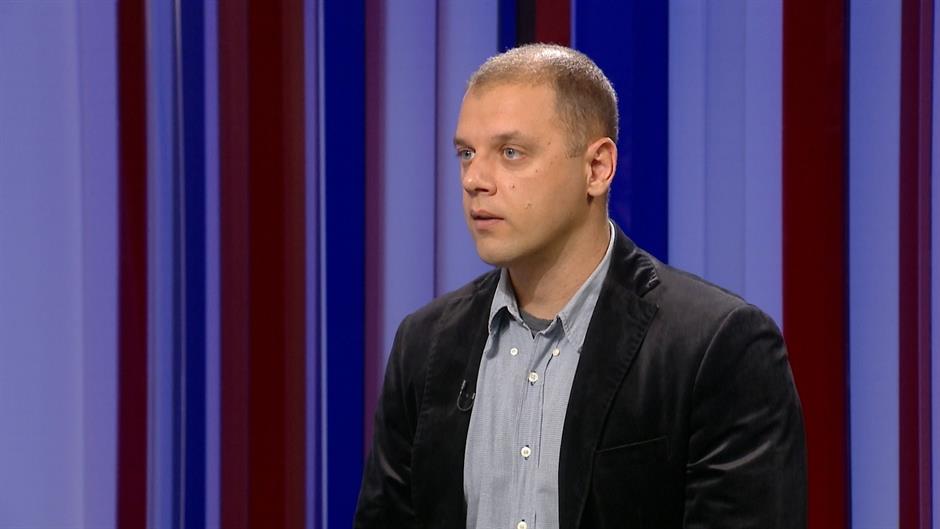 dejan gavrilović efektiva N1