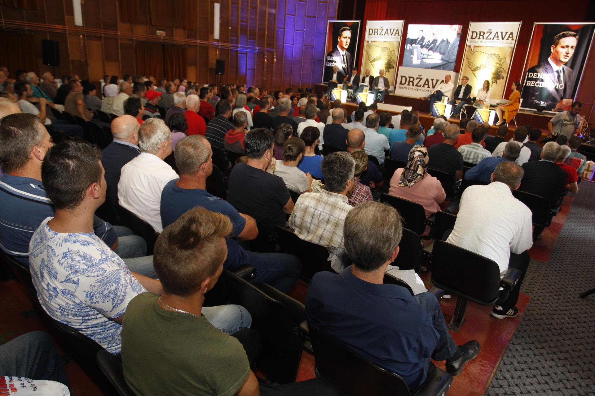 Denis Bećirović, Novi Travnik, SDP