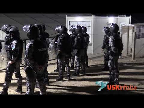 Detalji nereda na Lipi - Napadnuta policija, učestvovalo oko 500 migranata, policajac pucao u zrak