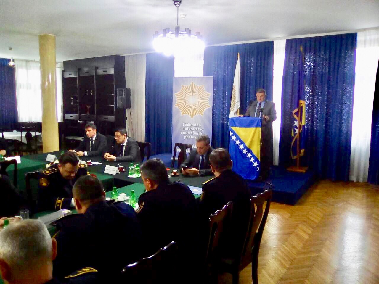 direktor obraćanje(1)