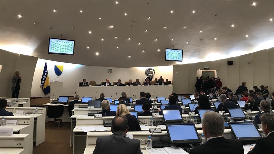 DM5He0EXkAAUbS9.jpg large