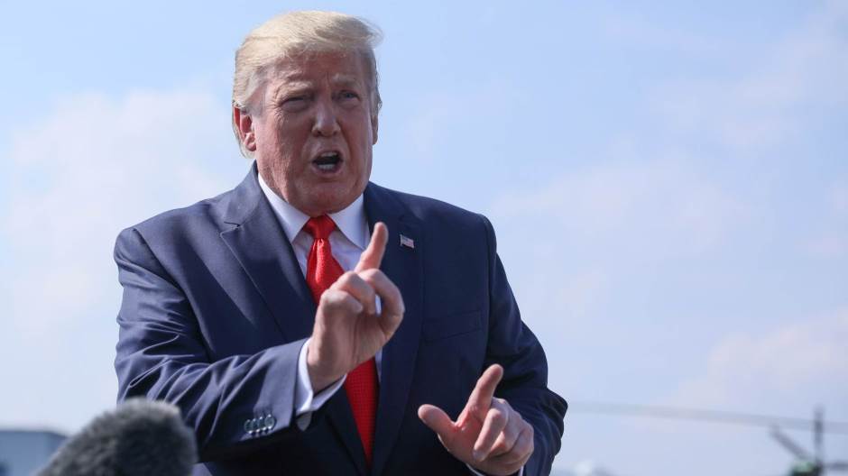donald tramp r