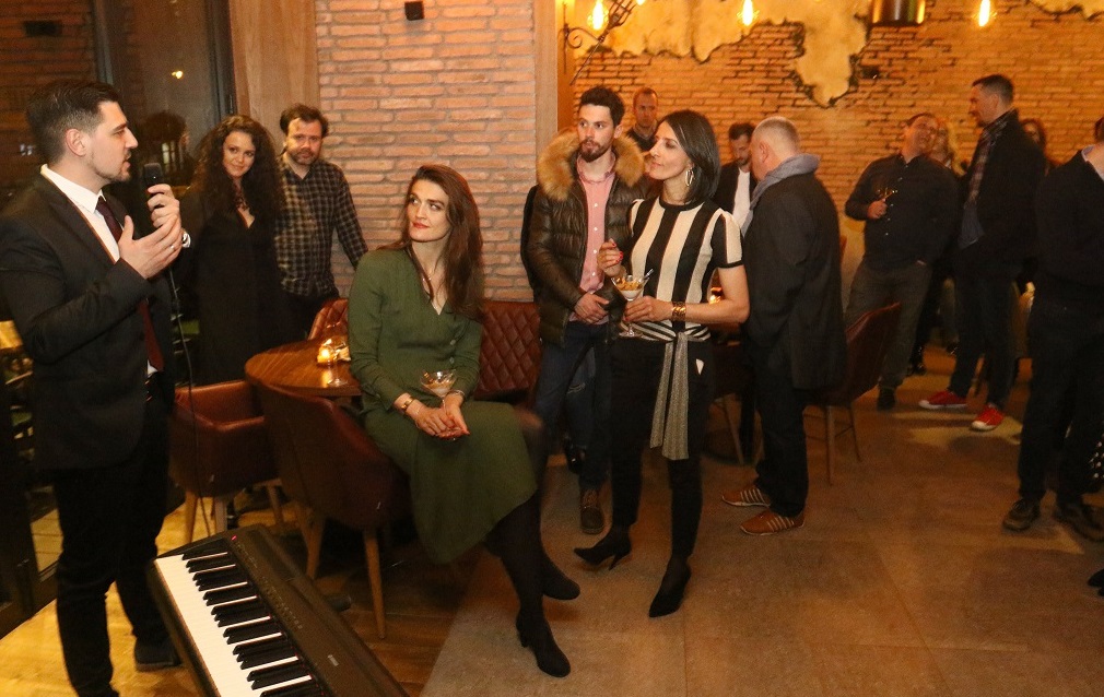 Dos Hermanos, otvorenje (12)