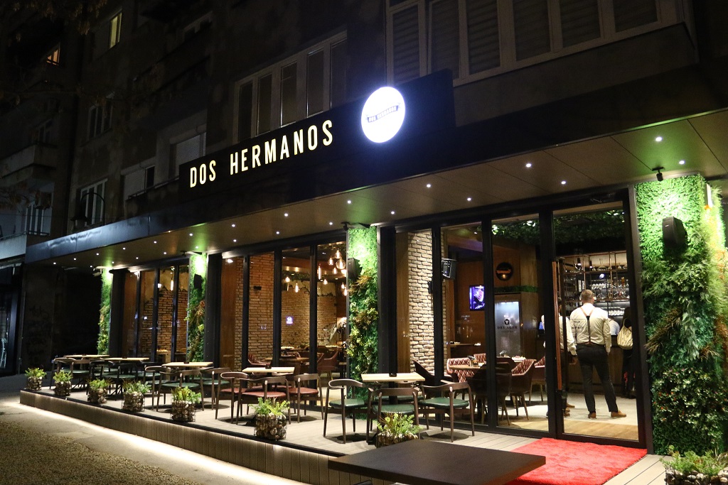 Dos Hermanos, otvorenje (18)