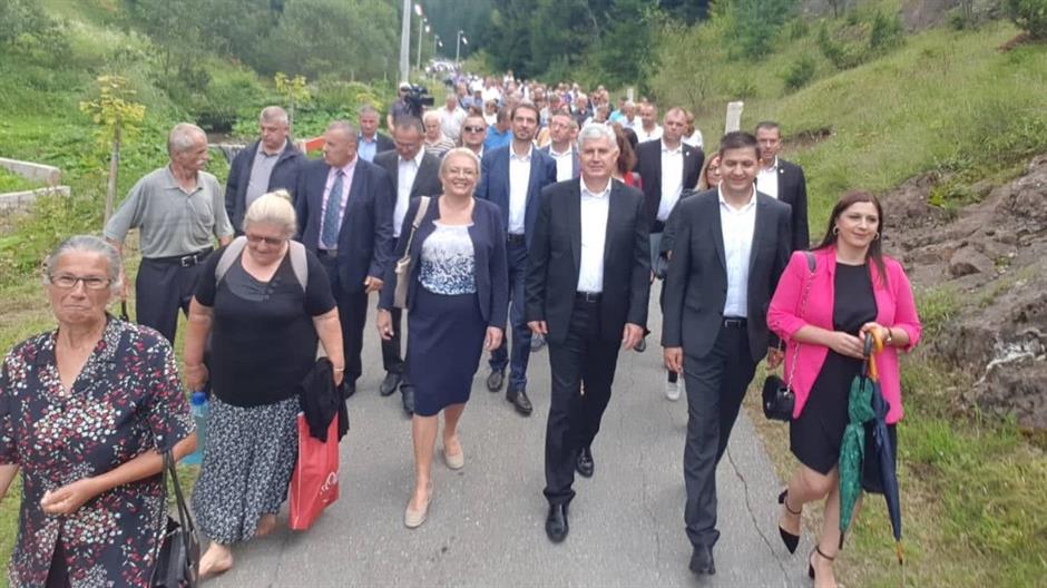 download-15352861297458361052115639460075dezevice1 (2)