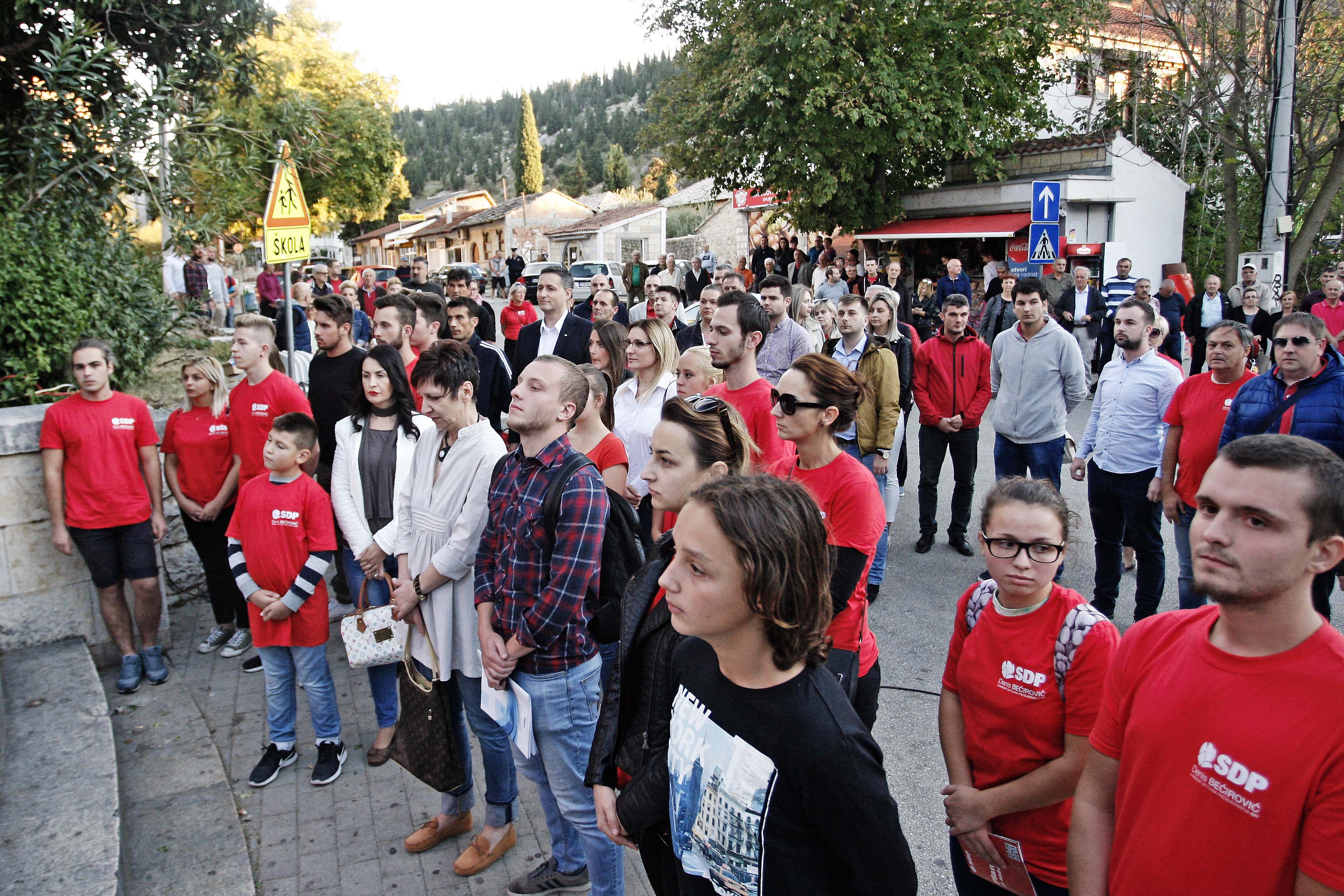 download-15381144818721354508305328337630_D3_8524