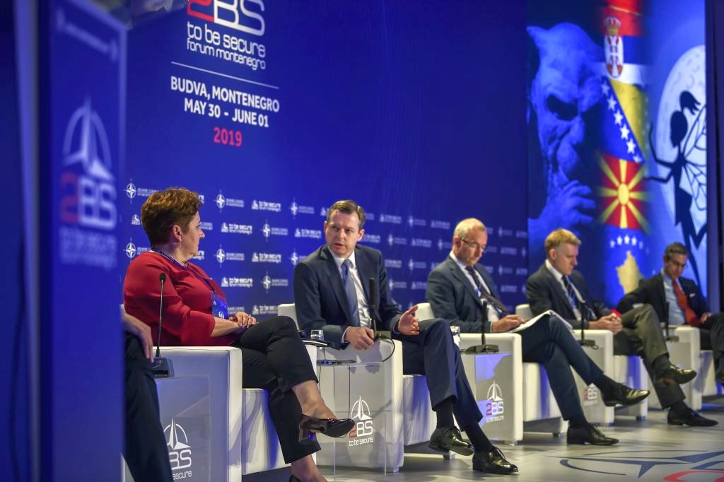 download-155930563613320775636528864896224saop