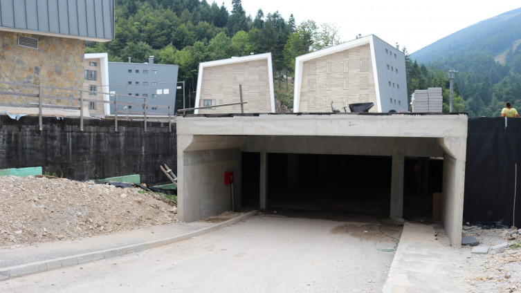 download-15690481985071245030676940136079podzemna gazara na bjelasnici1