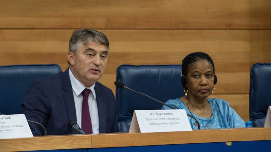 download-15728639536853914313928583410533govor,3