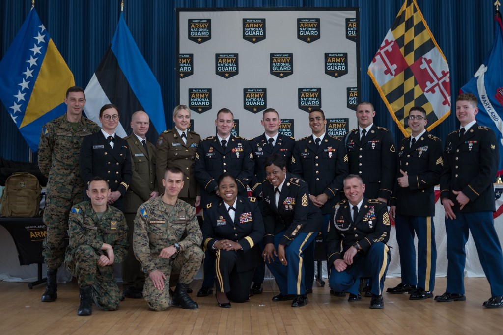 download-158436362114179141238955662719747