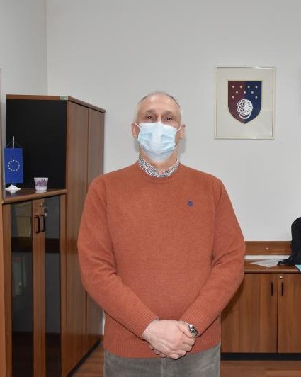 download-1610352633083870016522621961519dsc_0117_crop