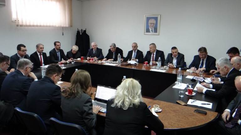 DSC00223-Copy-768x576