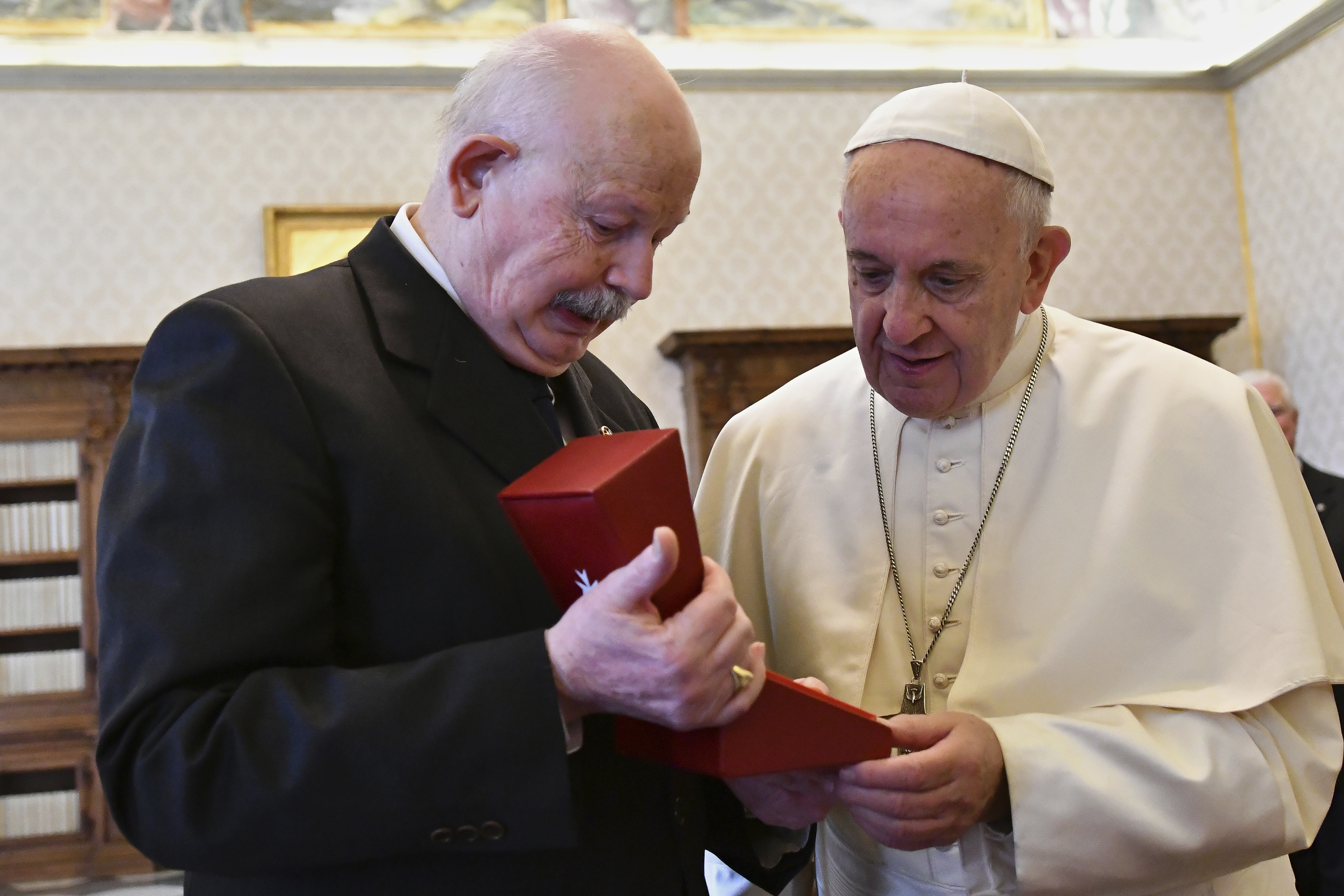 Đuzepe Dela Tore, Papa Franja