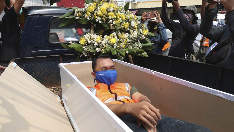 džakarta kovčeg kazna 