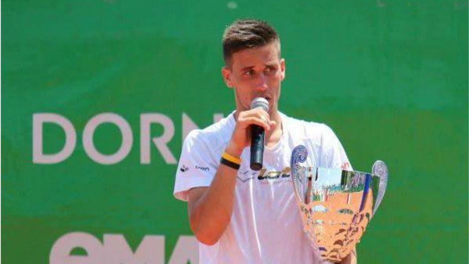 dzumhur.jpg