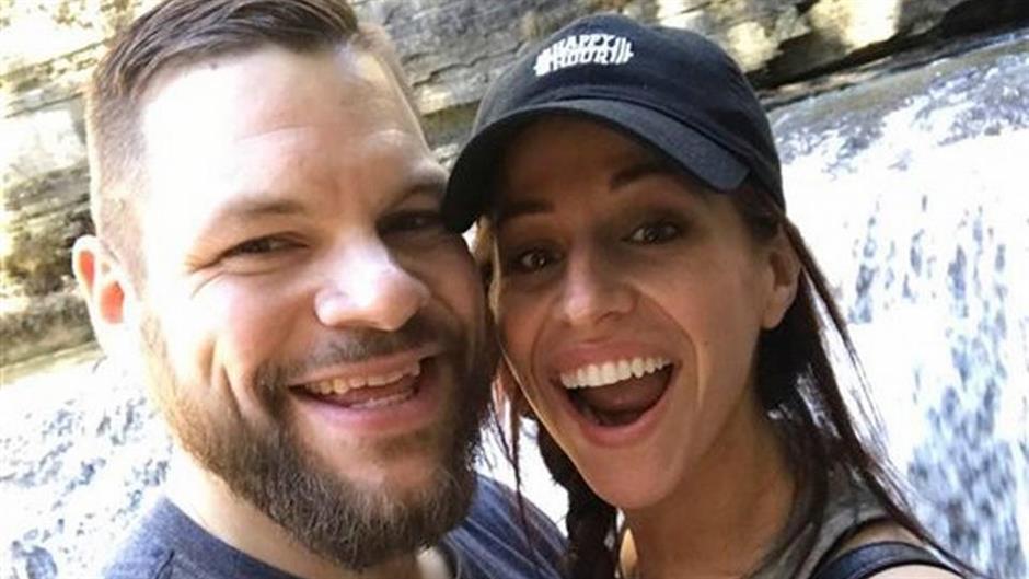 EEUU-PAREJA_BAJA_DE_PESO_SPANNYR403