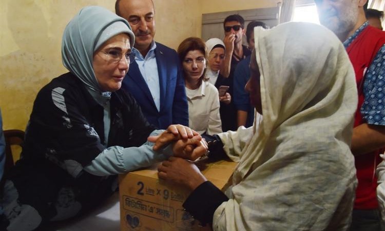 Emine_Erdogan_Banglades_Rohingya_twitter